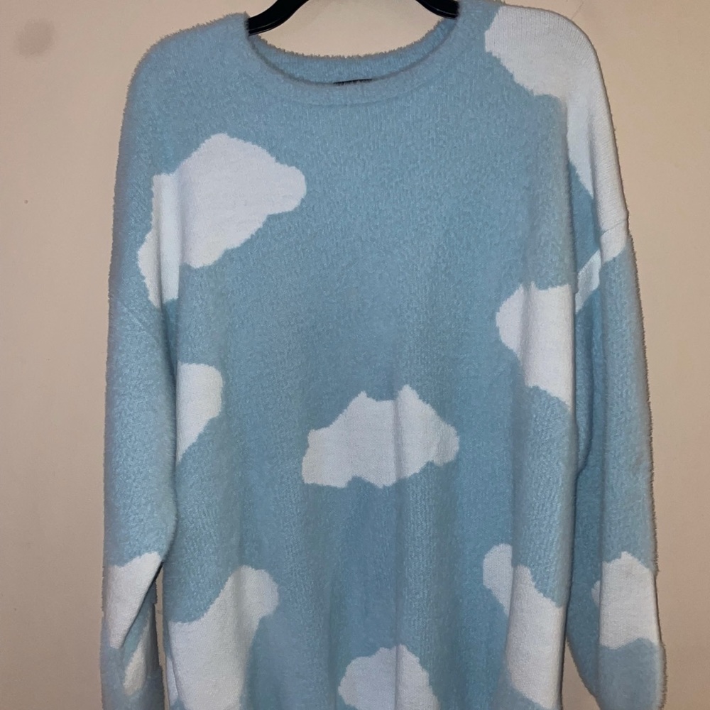 Ladies sz Lg Shein blue white long cloud sweater